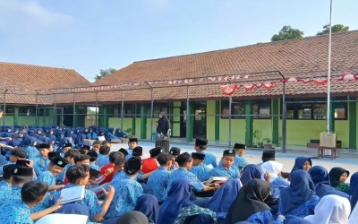 MTsN 2 Kota Cirebon Perkuat Kedisiplinan Siswa dalam Pembiasaan Tadarus Pagi dan Asmaul Husna