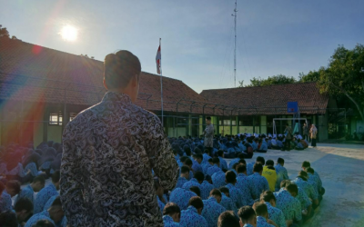 MTs Negeri 2 Kota Cirebon Rutin Gelar Pembiasaan Membaca Al-Qur'an, Asmaul Husna, dan Pembinaan Kesiswaan Setiap Rabu